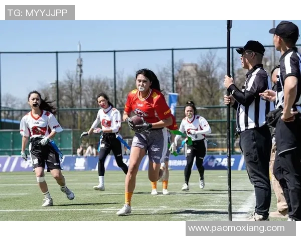 橄榄球运动的起源与发展：从美国校园到全球竞技舞台的演变过程