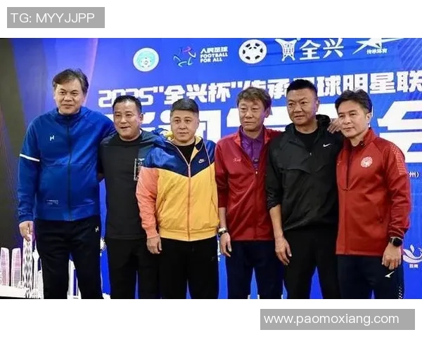 中国足球明星全景展示与成就回顾的精彩篇章